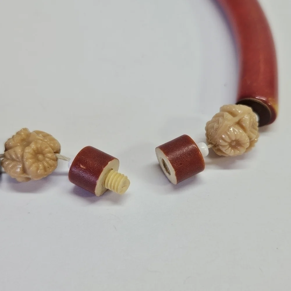 VINTAGE Plastic & Glass Cream and Red Beaded Necklace
